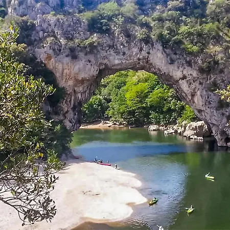 Awesome In Pont Darc